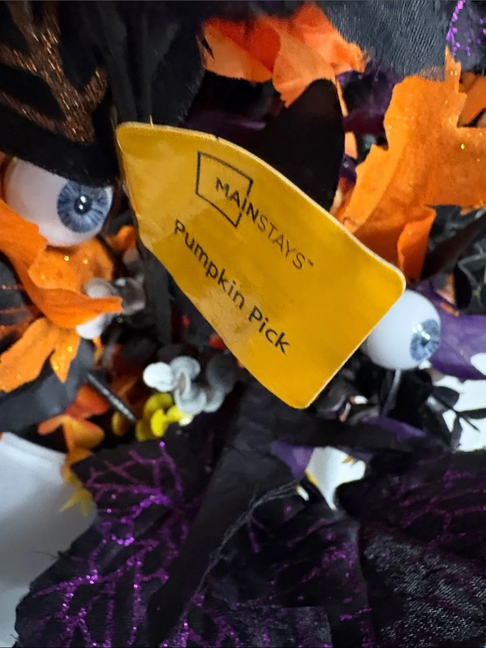 Halloween Floral Arrangement (Bouquet Only) 20 Stems